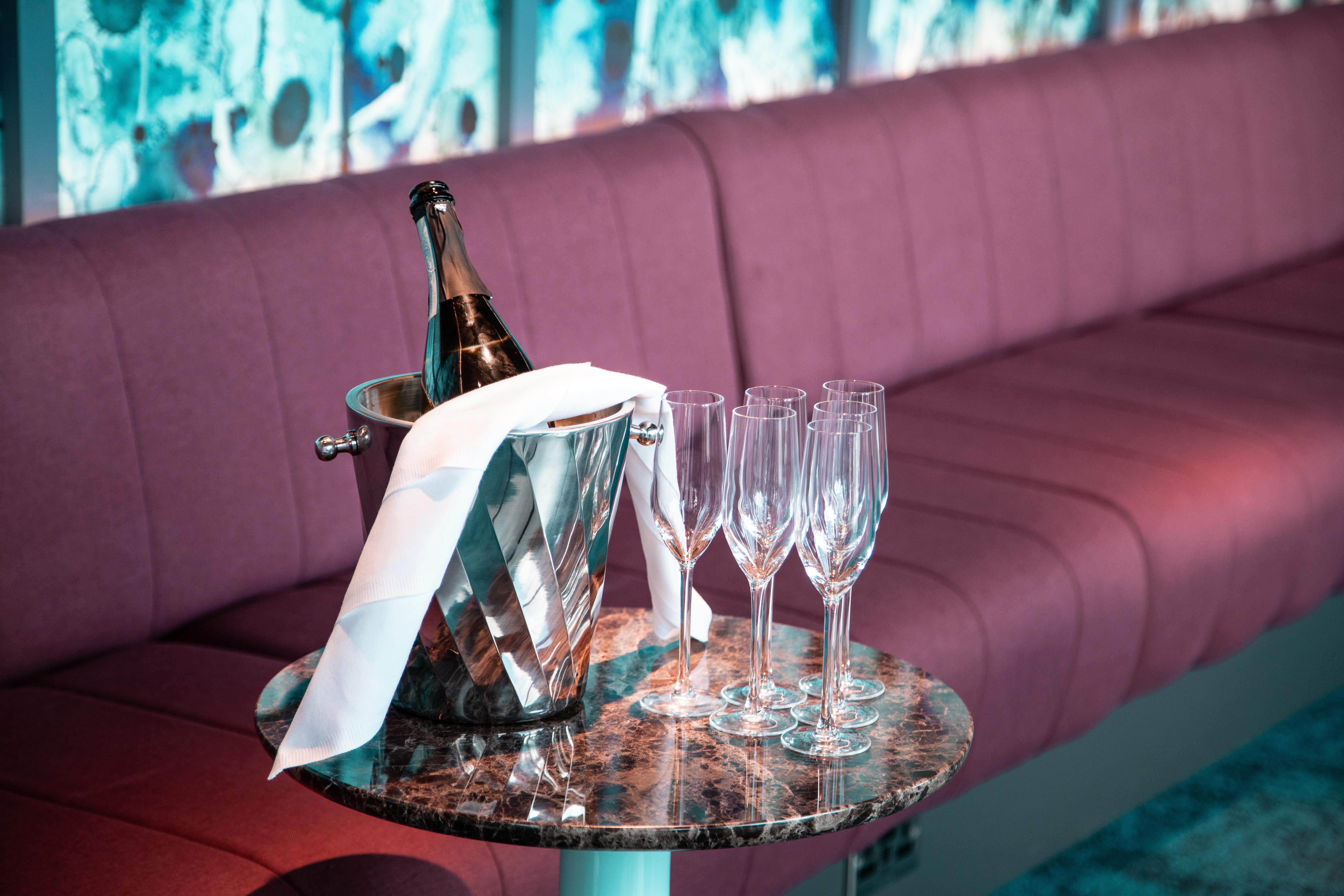 Yotel Glasgow Exteriér fotografie The interior of the restaurant